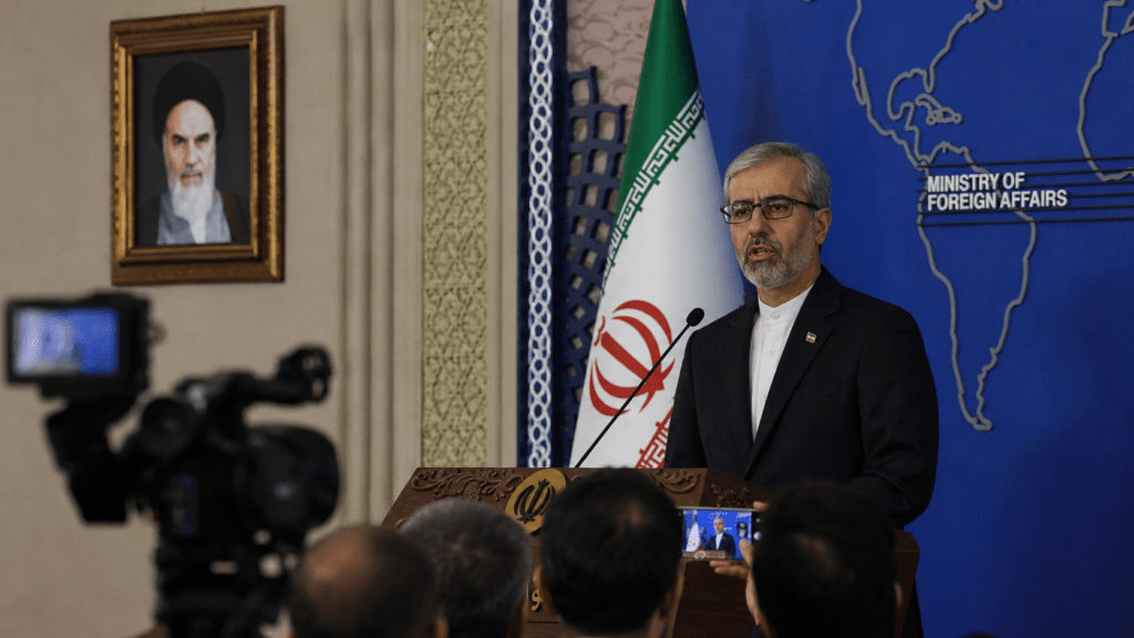 Trump Klaim Satu Tembakan Bisa Lenyapkan Pemimpin Iran, Teheran Murka