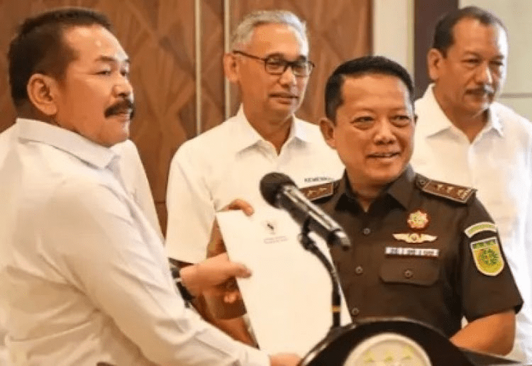 Hendardi Bongkar 3 Kejanggalan Kejagung dalam Kasus Febrie Adriansyah